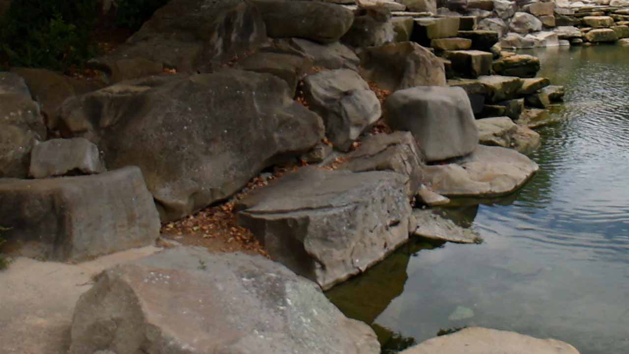 Rocks and a water feature at San Ramon Waterfall park